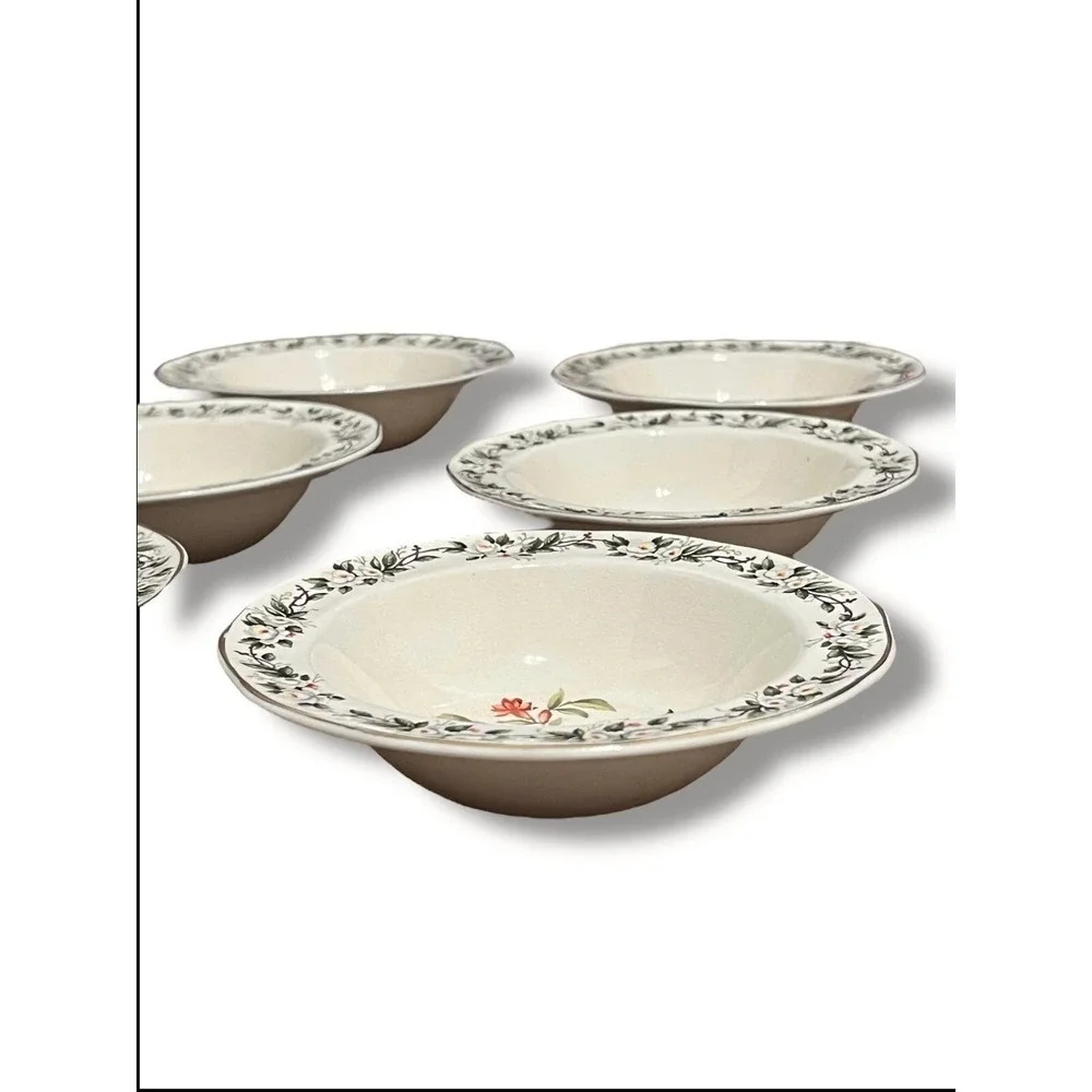 RARE 6 Wedgwood Camellia Gold-Rimmed Bowls Vintage‎
